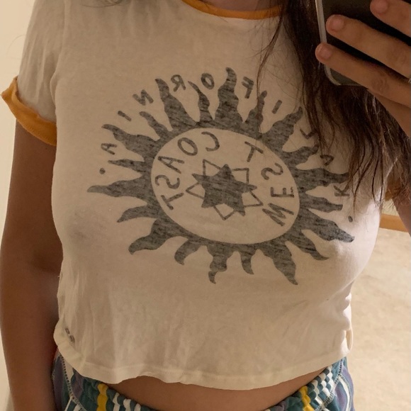 Kendall and Kylie crop top - Picture 2 of 5